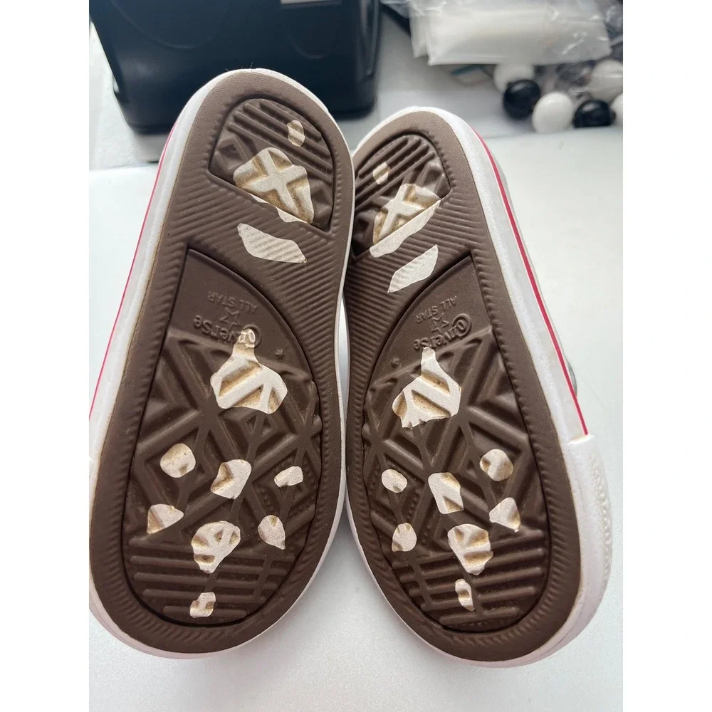 Converse upper wear stripe